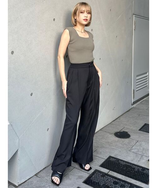 MURUA（ムルーア）の「2wayフレンチスリーブニット（タンクトップ・レディース・ホワイト/モカ/ブルー/ブラック・FREE）」の13枚目の写真