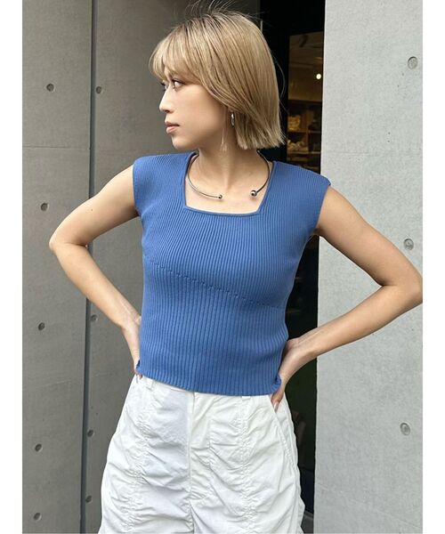 MURUA（ムルーア）の「2wayフレンチスリーブニット（タンクトップ・レディース・ホワイト/モカ/ブルー/ブラック・FREE）」の21枚目の写真