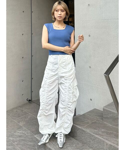 MURUA（ムルーア）の「2wayフレンチスリーブニット（タンクトップ・レディース・ホワイト/モカ/ブルー/ブラック・FREE）」の22枚目の写真