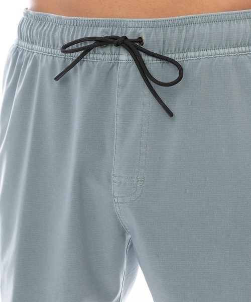 RVCA（ルーカ）の「RVCA メンズ VA PIGMENT ELASTIC SHORT 16 ショートパンツ 【2025年春夏モデル】/ルーカ水陸両用ウエストゴムサーフトランクス・ボードショーツ・バギーショーツ(水着)（水着・メンズ・オリーブ/ピンク系その他/ブルー系その他・X-LARGE/LARGE/MEDIUM/SMALL）」の11枚目の写真