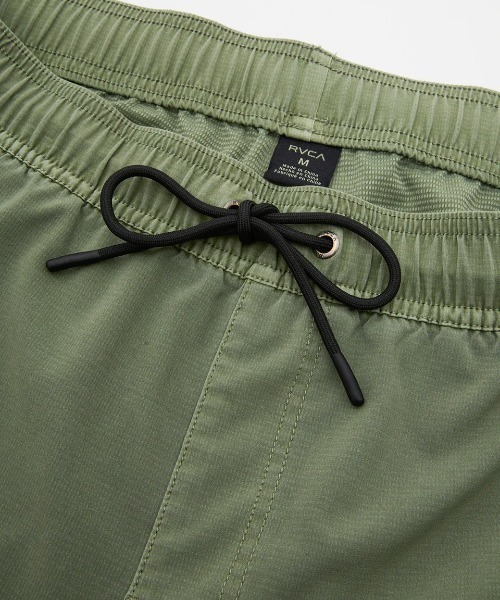 RVCA（ルーカ）の「RVCA メンズ VA PIGMENT ELASTIC SHORT 16 ショートパンツ 【2025年春夏モデル】/ルーカ水陸両用ウエストゴムサーフトランクス・ボードショーツ・バギーショーツ(水着)（水着・メンズ・オリーブ/ピンク系その他/ブルー系その他・X-LARGE/LARGE/MEDIUM/SMALL）」の8枚目の写真