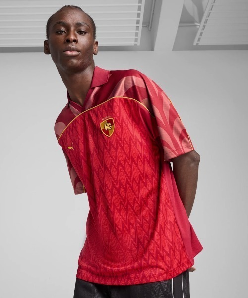 新品　Puma✖︎Harryポッター サッカーユニフォーム風シャツ Lサイズ セール】PUMA x HARRY POTTER Relaxed Football Jersey（プーマ x