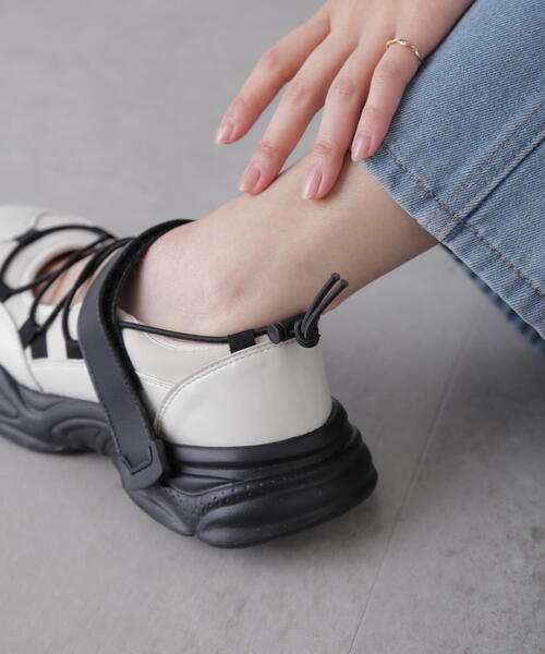 FREE'S MART（フリーズマート）の「ドローコードスニーカー（スニーカー・レディース・ホワイト/ブラック・MEDIUM/SMALL）」の5枚目の写真