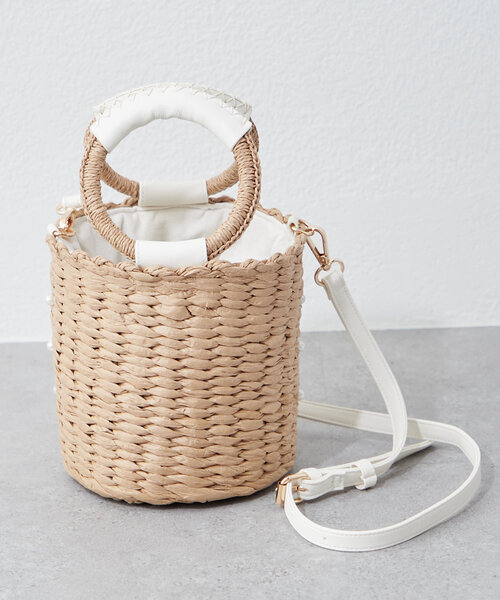 Another Branch olive des olive（アナザーブランチオリーブデオリーブ）の「【2WAY】パール付バケツショルダー（ショルダーバッグ・レディース・ブラック/ホワイト・FREE）」の6枚目の写真