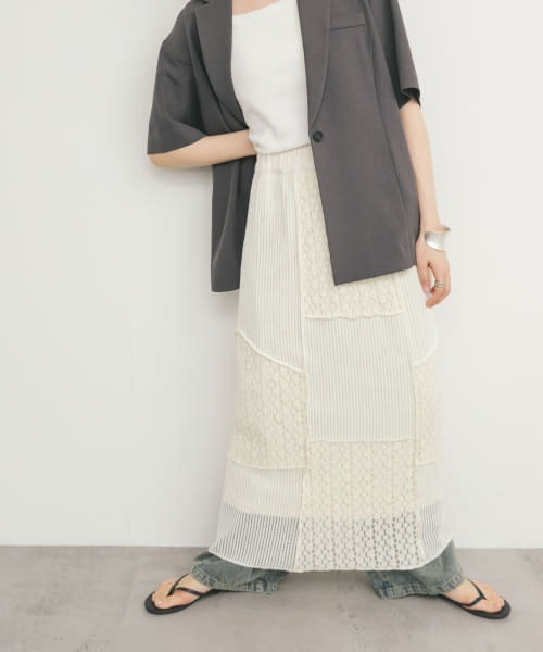 KBF(ケイビーエフ)の「パッチワークIラインスカート(スカート・レディース・アイボリー/ブラック・ONE)」の2枚目の写真