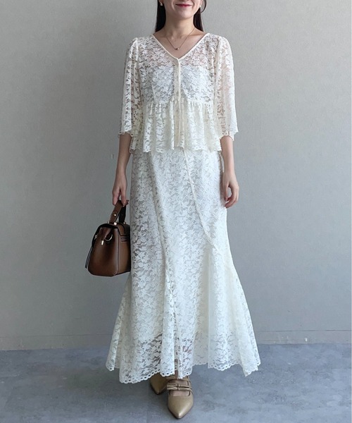 mysty woman(ミスティウーマン)の「スカラップレースエスカルゴスカート 497396(スカート・レディース・オフホワイト/ブラック/ベージュ・FREE)」の21枚目の写真