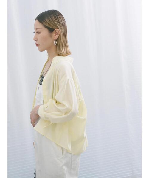 Samansa Mos2 blue（サマンサモスモスブルー）の「ショート丈シャーリングブラウス（シャツ/ブラウス・レディース・オフホワイト/イエロー/サックスブルー・F）」の22枚目の写真