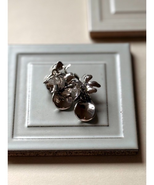 tone（トーン）の「【Agaro】No.456　サージカルステンレス　フラワー　花　フェミニン(MA)（ピアス（両耳用）・レディース・シルバー/その他・FREE）」の6枚目の写真