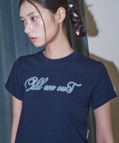 oddoneout(オッドワンアウト)の「【ODDONEOUT】TWO TONE LOGO T-SHIRTS / 【オッドワンアウト】ロゴクロップ半袖Tシャツ(Tシャツ/カットソー・レディース・ホワイト/ネイビー/グレー・ONE SIZE)」の10枚目の写真