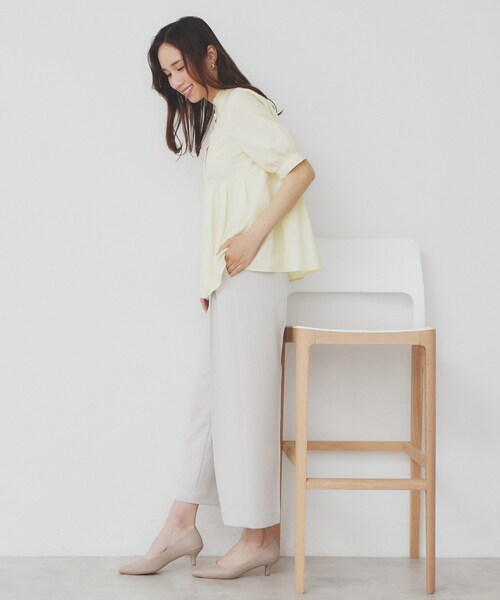 index(インデックス)の「《5色展開》フリルバンドカラーペプラムブラウス【洗濯機洗い可/イージーアイロン/防シワ】(シャツ/ブラウス・レディース・ピンク系その他/ホワイト系5/ライトイエロー系3/ベージュ系その他6/サックスブルー系2・36/38/40/42)」の22枚目の写真