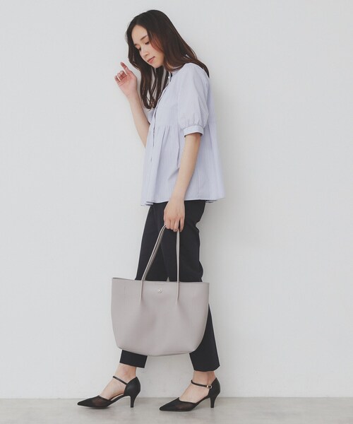 index(インデックス)の「《5色展開》フリルバンドカラーペプラムブラウス【洗濯機洗い可/イージーアイロン/防シワ】(シャツ/ブラウス・レディース・ピンク系その他/ホワイト系5/ライトイエロー系3/ベージュ系その他6/サックスブルー系2・36/38/40/42)」の8枚目の写真