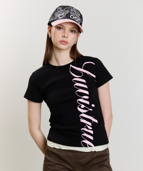 LUVISTRUE(ラヴイズトゥルー)の「SM STRAIGHT LOGO TEE(Tシャツ/カットソー・レディース・ホワイト/ブラック・FREE)」の3枚目の写真