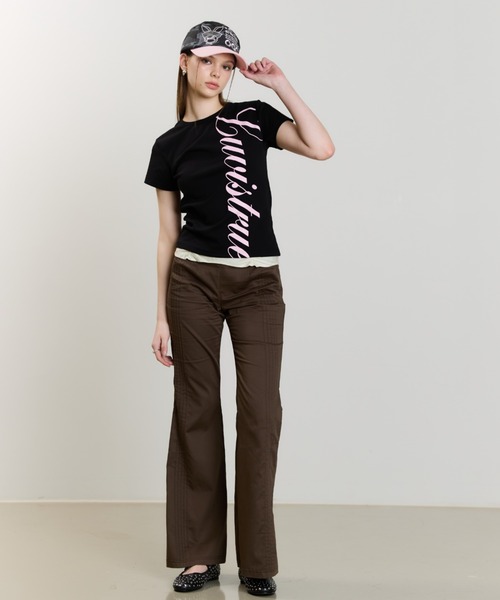 LUVISTRUE(ラヴイズトゥルー)の「SM STRAIGHT LOGO TEE(Tシャツ/カットソー・レディース・ホワイト/ブラック・FREE)」の4枚目の写真