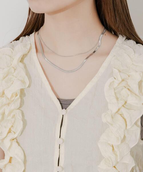 SMELLY（スメリー）の「ステンレススネークチェーンレイヤードネックレス（ネックレス・レディース・シルバー・-）」の2枚目の写真