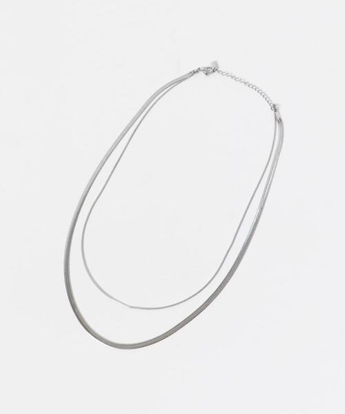 SMELLY（スメリー）の「ステンレススネークチェーンレイヤードネックレス（ネックレス・レディース・シルバー・-）」の4枚目の写真