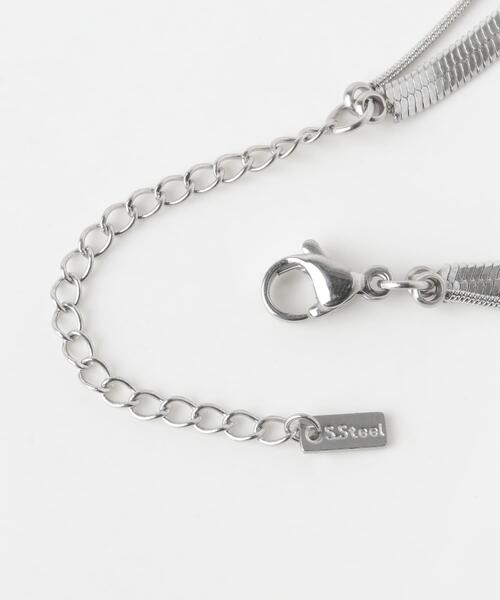 SMELLY（スメリー）の「ステンレススネークチェーンレイヤードネックレス（ネックレス・レディース・シルバー・-）」の6枚目の写真