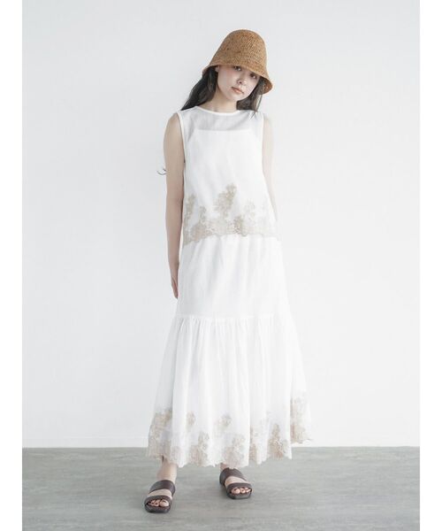 FIKA.(フィーカ)の「Flower embroidery mesh vest(シャツ/ブラウス・レディース・ブラック/オフホワイト・MEDIUM)」の6枚目の写真