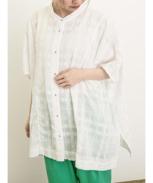 Samansa Mos2（サマンサ モスモス）の「柄アソートドルマンスリーブ切替シャツ（シャツ/ブラウス・レディース・グリーン/オフホワイト/レッド/ブラック・F）」の2枚目の写真