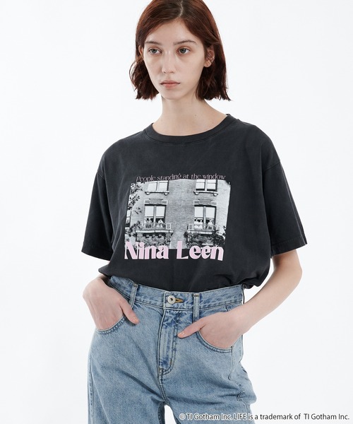 GOOD ROCK SPEED(グッドロックスピード)の「【別注】PUBLIC TOKYO×GOOD ROCK SPEED×LIFE PICTURE COLLECTION/FORD Tシャツ (LIFE PC NINA TEE)(FORD LOGO TEE)(Tシャツ/カットソー・レディース・ベージュ/オレンジ/ホワイト/チャコールグレー・FREE)」の6枚目の写真