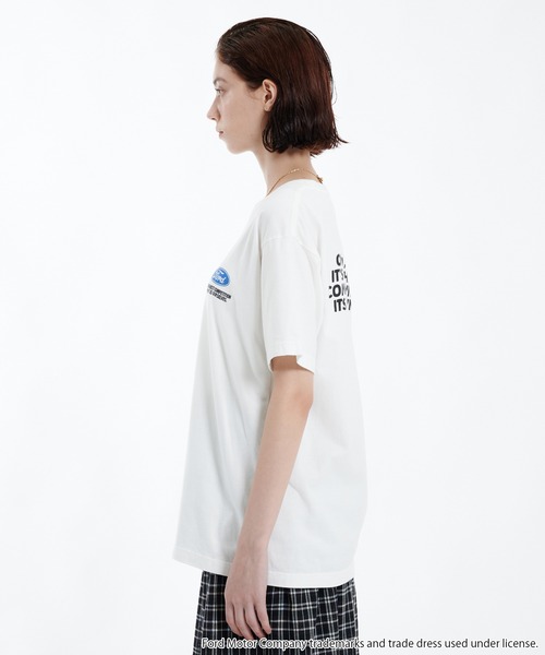 GOOD ROCK SPEED(グッドロックスピード)の「【別注】PUBLIC TOKYO×GOOD ROCK SPEED×LIFE PICTURE COLLECTION/FORD Tシャツ (LIFE PC NINA TEE)(FORD LOGO TEE)(Tシャツ/カットソー・レディース・ベージュ/オレンジ/ホワイト/チャコールグレー・FREE)」の20枚目の写真