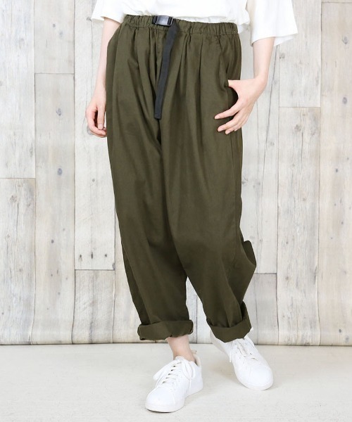 RCD（アールシーディー）の「前バックルバルーンパンツ（チノパンツ・レディース・ベージュ/カーキ/ブラック・M/L/LL/3L/4L）」の7枚目の写真
