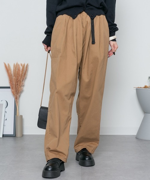 RCD（アールシーディー）の「前バックルバルーンパンツ（チノパンツ・レディース・ベージュ/カーキ/ブラック・M/L/LL/3L/4L）」の6枚目の写真