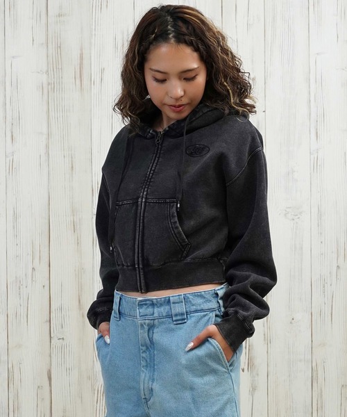 DC（ディーシー）の「DC/ディーシー ショート丈ジップパーカー LZP254307（パーカー・レディース・スミクロ/グレー/ベージュ/ミント・L/M）」の21枚目の写真