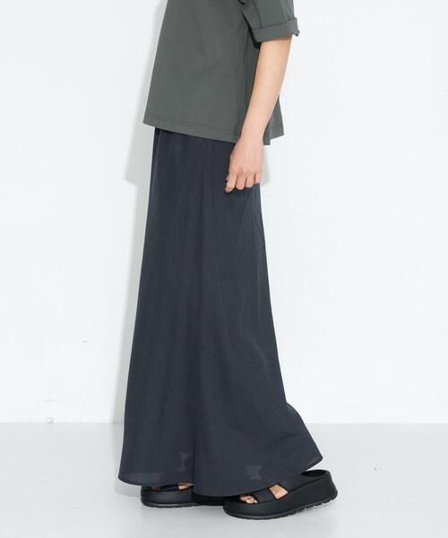 URBAN RESEARCH Sonny Label（アーバンリサーチサニーレーベル）の「リネン混セミマーメイドスカート（スカート・レディース・チャコールグレー/ベージュ・36/38）」の17枚目の写真