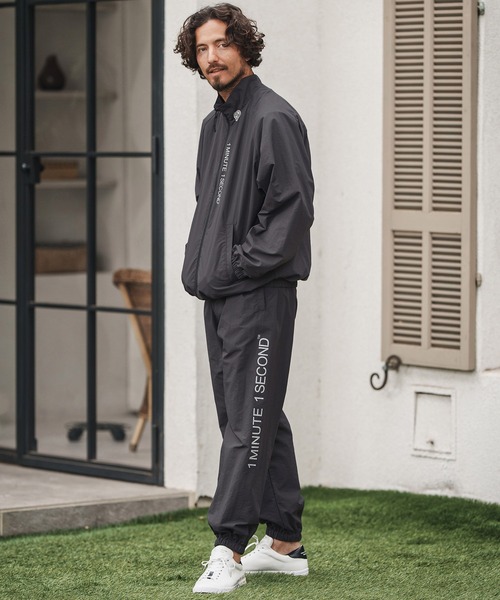 1minute 1second(ワンミニットワンセカンド)の「mj10864-cotton like nylon jacket with logo print スタンドカラージャケット(ブルゾン・メンズ・ネイビー/チャコール/ブラック・S/M/L/XL)」の19枚目の写真