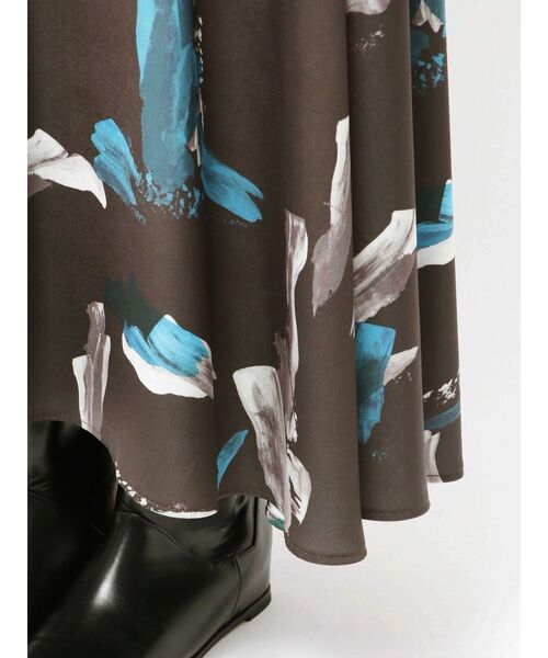 ELENDEEK（エレンディーク）の「オーレグリントワンピース（ワンピース・レディース・ボルドー/ブラウン/アイボリー・01/02）」の5枚目の写真