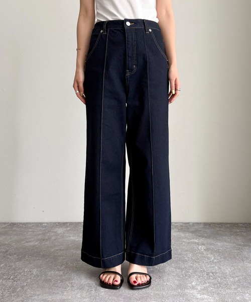 fredy emue（フレディエミュ）の「ワイドレッグデニムパンツ（デニムパンツ・レディース・ネイビー/ブラック・マルチサイズ）」の11枚目の写真