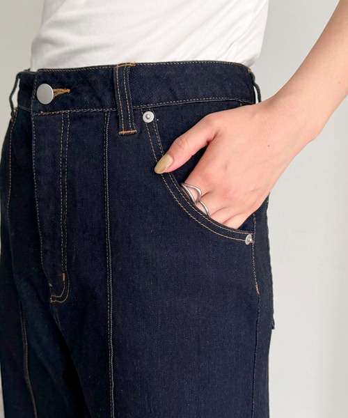 fredy emue（フレディエミュ）の「ワイドレッグデニムパンツ（デニムパンツ・レディース・ネイビー/ブラック・マルチサイズ）」の6枚目の写真