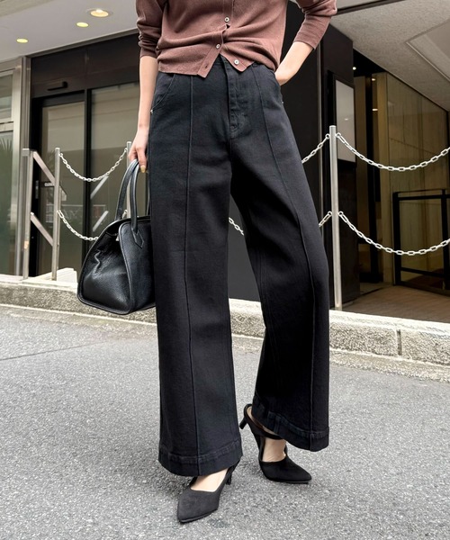 fredy emue（フレディエミュ）の「ワイドレッグデニムパンツ（デニムパンツ・レディース・ネイビー/ブラック・マルチサイズ）」の22枚目の写真