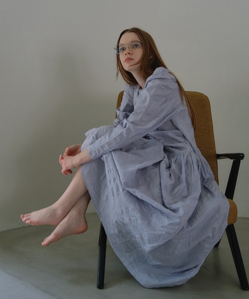 HONEY MI HONEY(ハニーミーハニー)の「shoulder cut off gather long one-piece(ワンピース・レディース・サックスブルー/ブラック/ホワイト・FREE)」の6枚目の写真