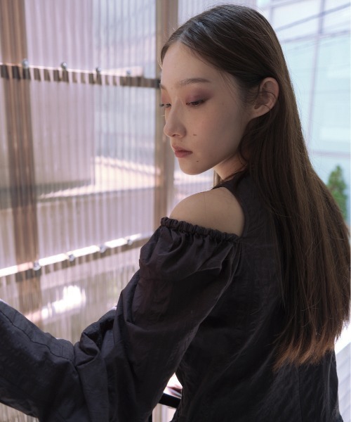 HONEY MI HONEY(ハニーミーハニー)の「shoulder cut off gather long one-piece(ワンピース・レディース・サックスブルー/ブラック/ホワイト・FREE)」の12枚目の写真