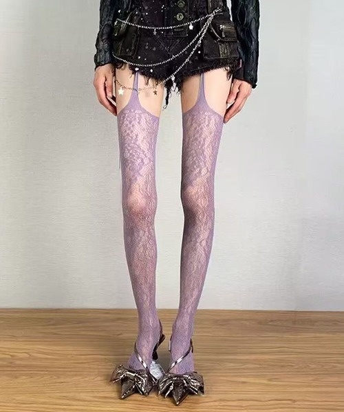 c.u.l（シーユーエル）の「花柄 レース ガーター風 網タイツ ストッキング cula1208（タイツ/ストッキング・レディース・パープル/ブラック/ホワイト/レッド/ブラウン・FREE）」の4枚目の写真