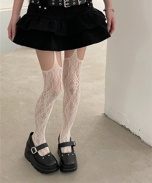 c.u.l（シーユーエル）の「花柄 レース ガーター風 網タイツ ストッキング cula1208（タイツ/ストッキング・レディース・パープル/ブラック/ホワイト/レッド/ブラウン・FREE）」の14枚目の写真