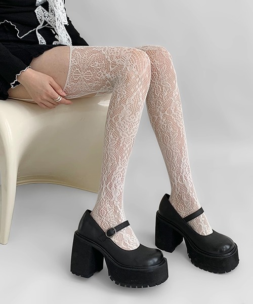 c.u.l（シーユーエル）の「花柄 レース ガーター風 網タイツ ストッキング cula1208（タイツ/ストッキング・レディース・パープル/ブラック/ホワイト/レッド/ブラウン・FREE）」の18枚目の写真