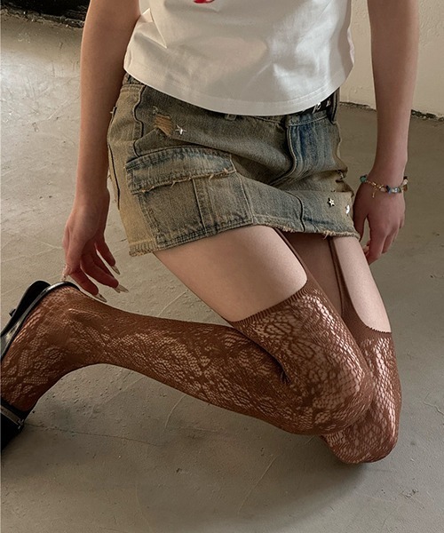 c.u.l（シーユーエル）の「花柄 レース ガーター風 網タイツ ストッキング cula1208（タイツ/ストッキング・レディース・パープル/ブラック/ホワイト/レッド/ブラウン・FREE）」の20枚目の写真