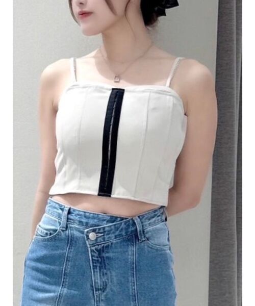 EATME（イートミー）の「フロントホックキャミTOP（キャミソール・レディース・ブラック/グレー/オフホワイト・FREE）」の2枚目の写真