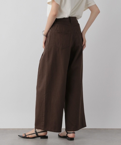 LOWRYS FARM(ローリーズファーム)の「カツラギタックワイドパンツ 571427(その他パンツ・レディース・ブラウン/ベージュ/ブラック・LARGE/MEDIUM)」の4枚目の写真
