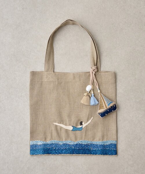 BEARDSLEY（ビアズリー）の「《CITRUS》スイムガール刺繍トート