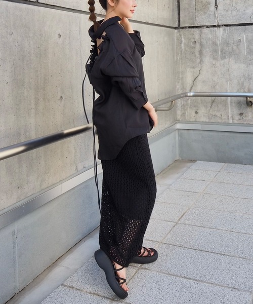 LAULEN(ローレン)の「back smock ribbon shirt /バックスモックギャザーリボンシャツ(シャツ/ブラウス・レディース・グリーン/ブラック/アイボリー・FREE)」の5枚目の写真