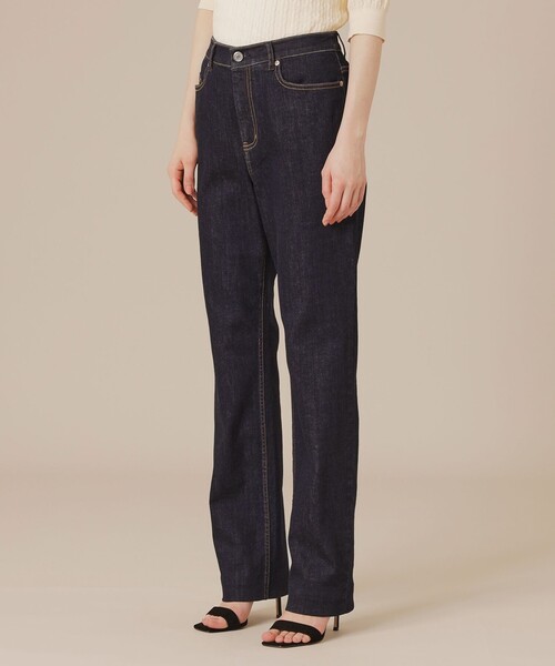 MACKINTOSH LONDON（マッキントッシュ ロンドン）の「【Precious12月号】ストレートデニムパンツ（デニムパンツ・レディース・ダークブラウン/チャコールグレー/ネイビー・40/36/38）」の11枚目の写真