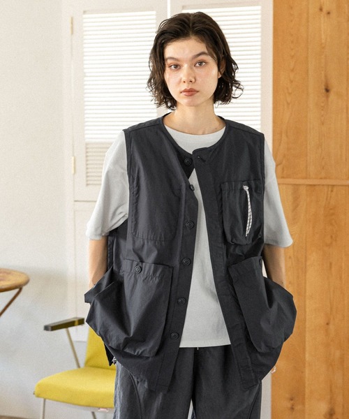 ニコアンド niko and... ポケットワークベストチャコールブラック新品 niko and ニコアンドフィッシングポケットベストチャコール18黒