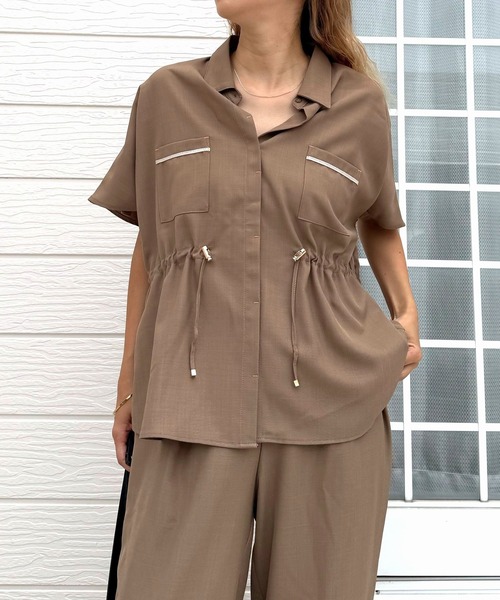 Q（キュー）の「ポプリンフレンチドロストシャツ（シャツ/ブラウス・レディース・ブラウン/ブラック・MEDIUM）」の2枚目の写真