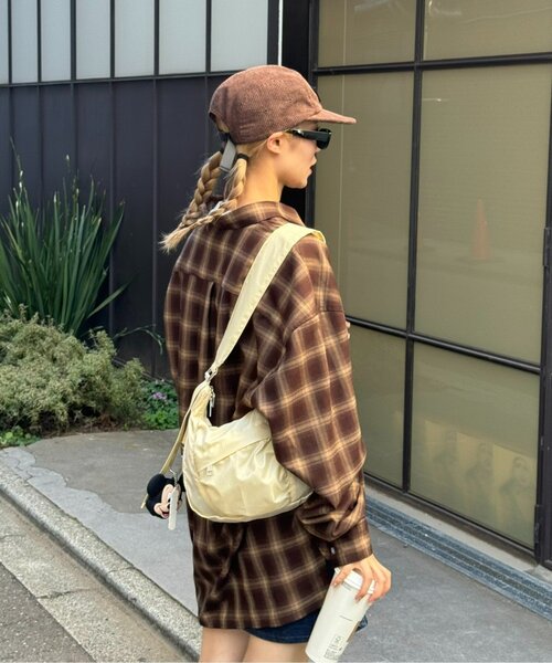 CIAOPANIC TYPY（チャオパニックティピー）の「【WEB限定】【４サイズ展開】ルーズシルエットレギュラーカラーアソートシャツ（シャツ/ブラウス・レディース・ブルー/ベージュ/サックスブルー/ブラック/モカ・X-LARGE/LARGE/MEDIUM/SMALL）」の15枚目の写真