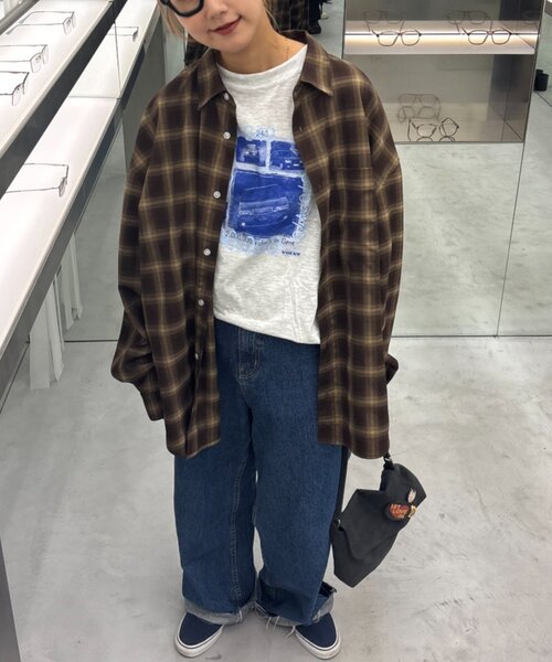 CIAOPANIC TYPY（チャオパニックティピー）の「【WEB限定】【４サイズ展開】ルーズシルエットレギュラーカラーアソートシャツ（シャツ/ブラウス・レディース・ブルー/ベージュ/サックスブルー/ブラック/モカ・X-LARGE/LARGE/MEDIUM/SMALL）」の19枚目の写真