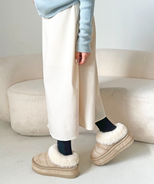 Shoes in Closet(シューズインクローゼット)の「厚底 ボリューム ラインソール ファー スリッポン ムートンブーツ 6494(スリッポン・レディース・ブラウン系その他/ベージュ/ブラック/キャメル・LL/L/M/S)」の12枚目の写真