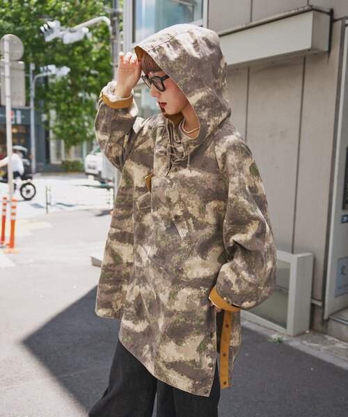 etsinta（エシンタ）の「etsintaミリタリーアノラックワンピース（ミリタリージャケット・レディース・オリーブ/カーキ・ONE SIZE）」の4枚目の写真